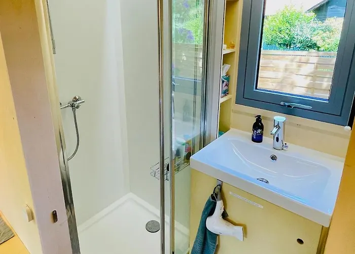 Feriehus Eco-luxury Tiny House I Digital Detox I Badesee